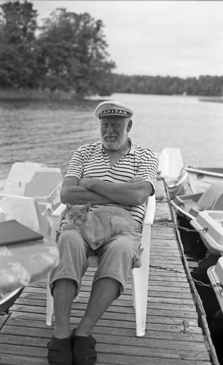 Street photo in Trakai, Lithuania by Karin Majoka