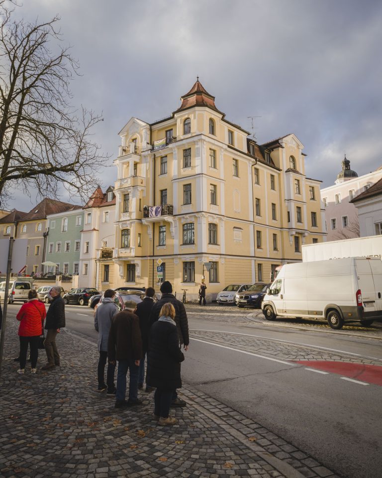 Street photo in Passau, Germany by Samuel Heinrich