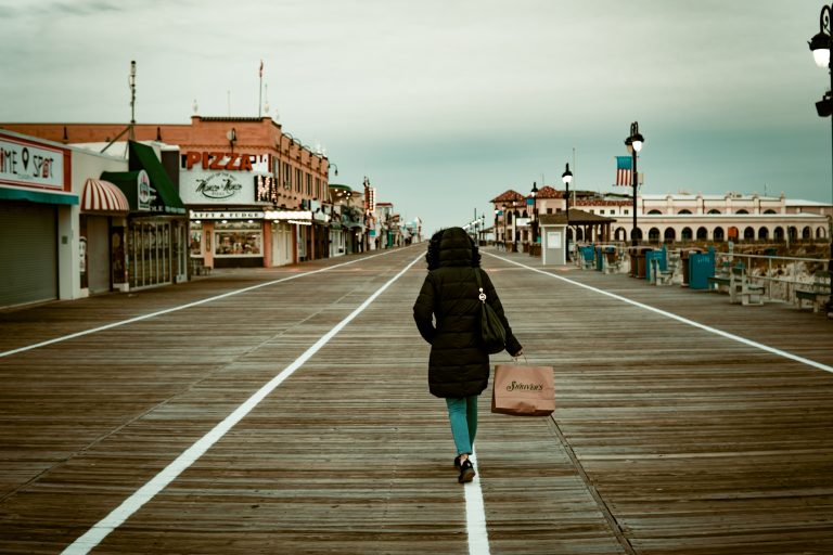 Street photo in Ocean City, United States by Ray Rivera