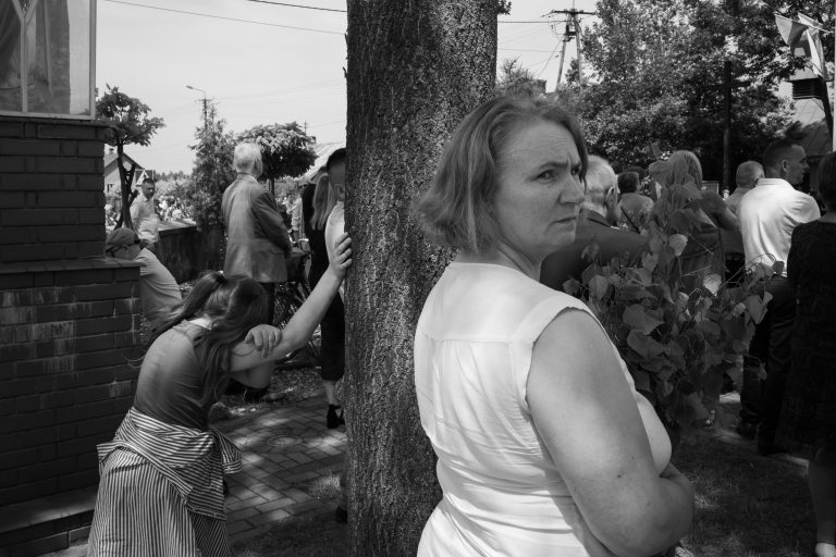 Street photo in Klembów, Poland by Jakub Wysocki