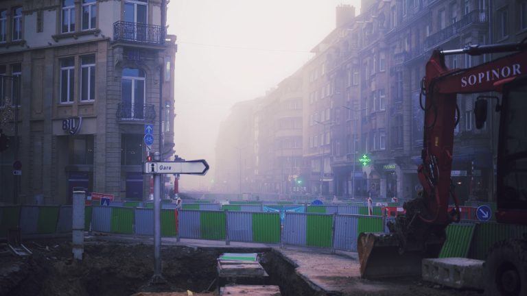 Street photo in Gare, Luxembourg by Jeff Dechaize