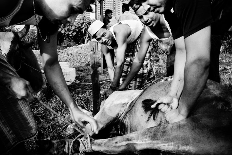 Street photo in Selayang, Malaysia by Edmond Leong
