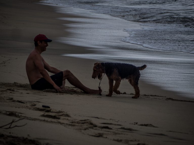 Street photo in Sayulita, Mexico by Oscar Rubén Olvera García