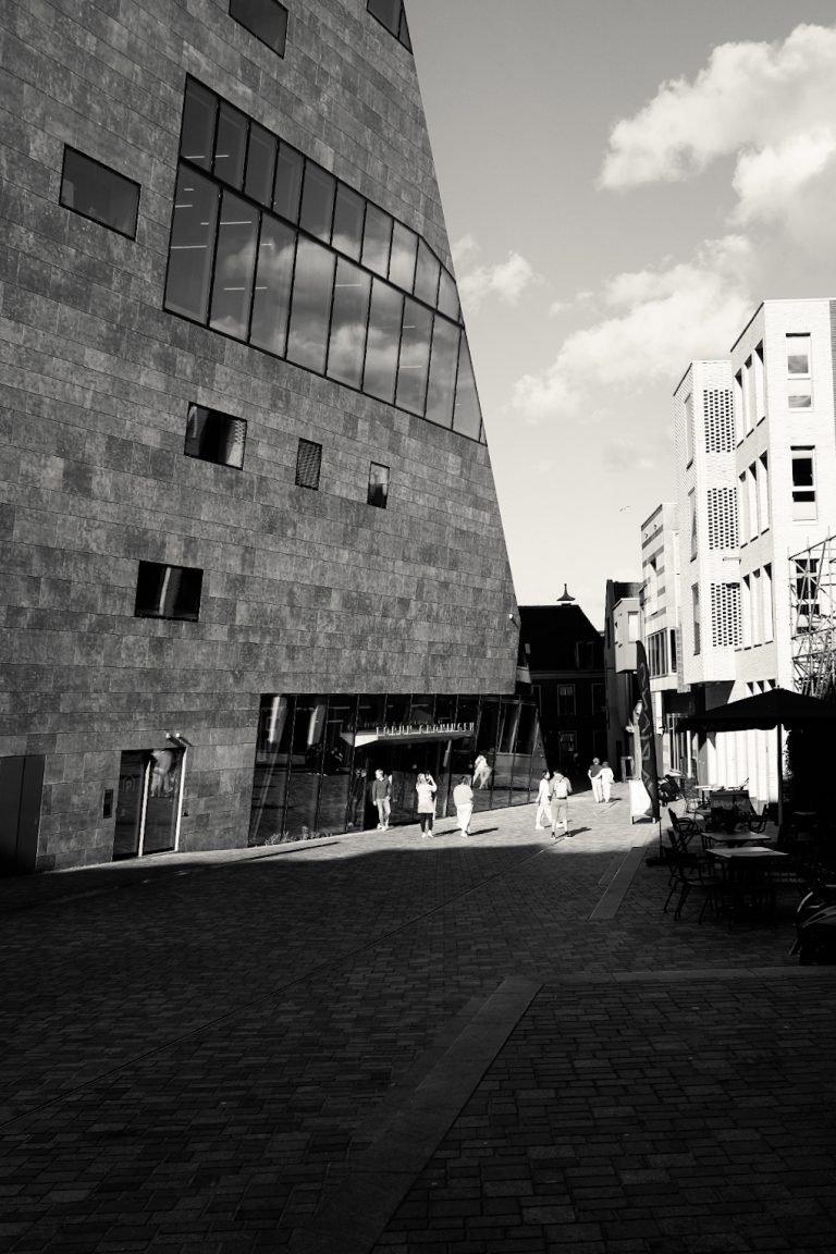 Street photo in Groninger Forum, Netherlands by Kevin Reints
