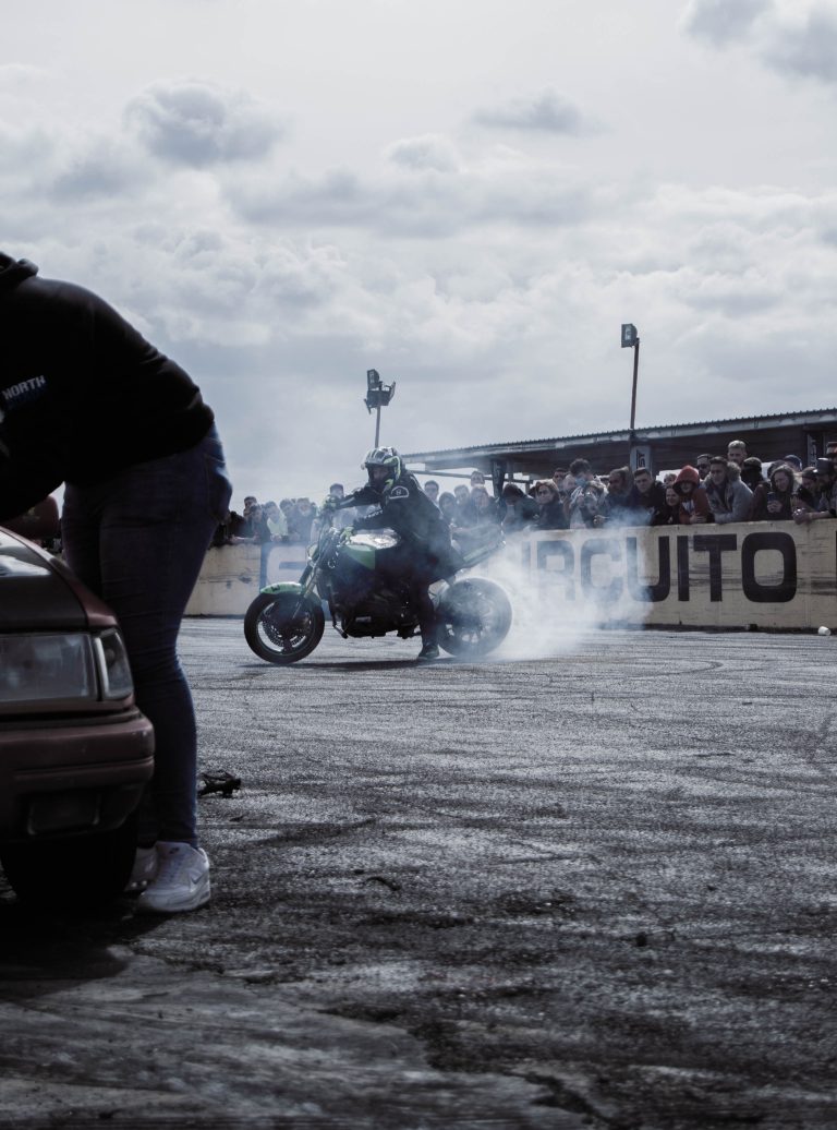 Street photo in Valladolid, Spain by Unai González