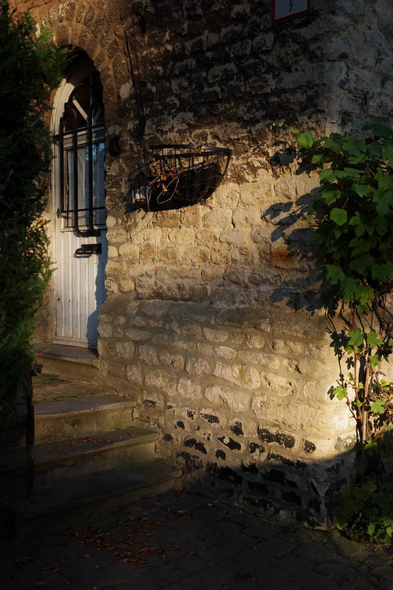 Street photo in Uccle, Belgium by Pascal.e « RUE » Mbuyu Vermeulen