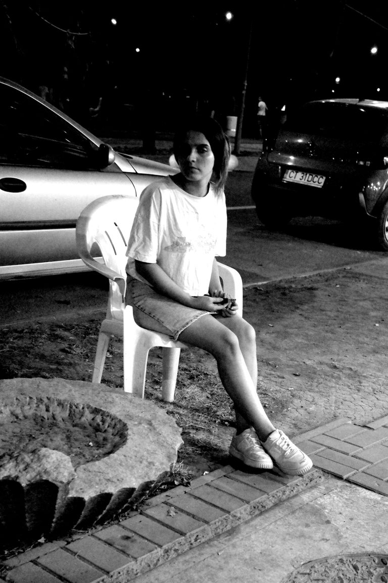 Street photo in Eforie Sud, Romania by Szilard Locsei