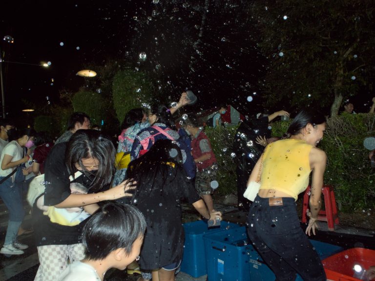 Street photo in Karpal Singh Dr, Malaysia by Sean Chai