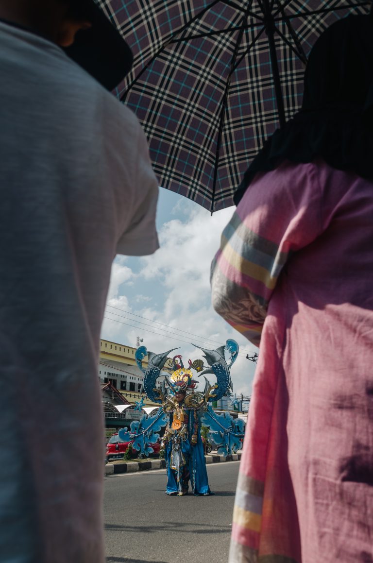 Street photo in Toboali, Indonesia by Yogie Orientama