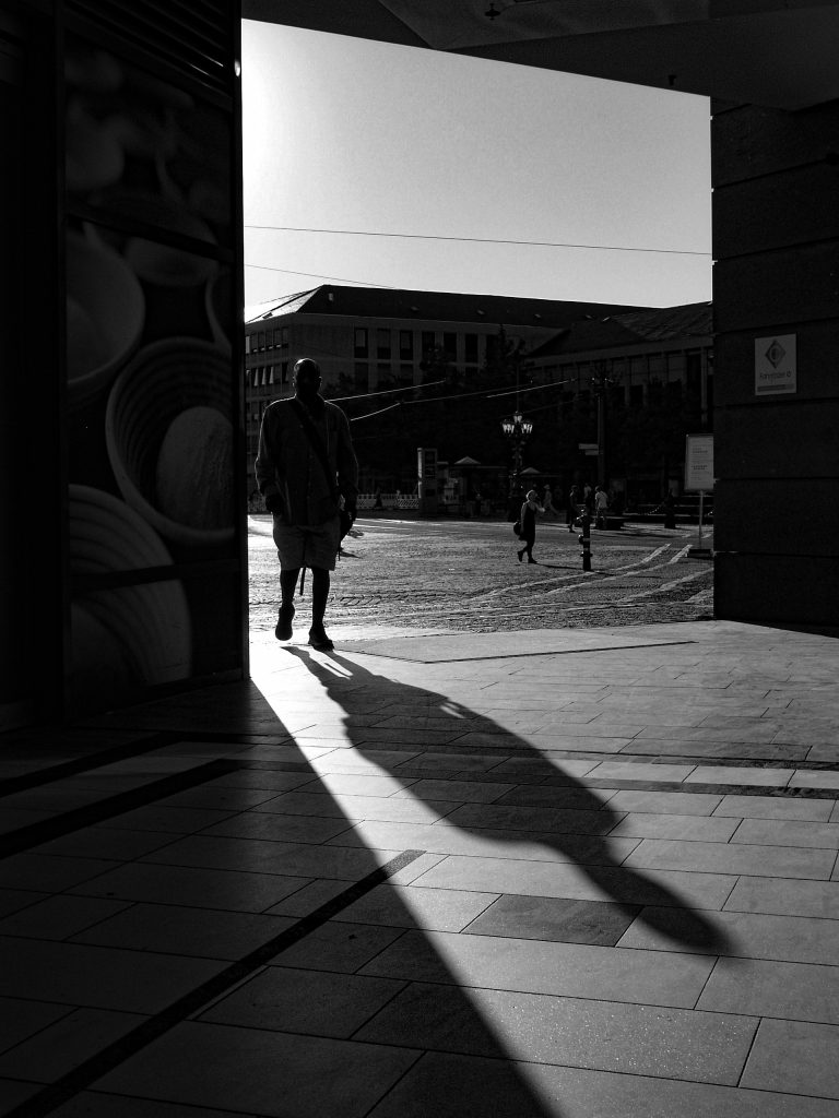 Street photo in Darmstadt, Germany by Claudius Bock