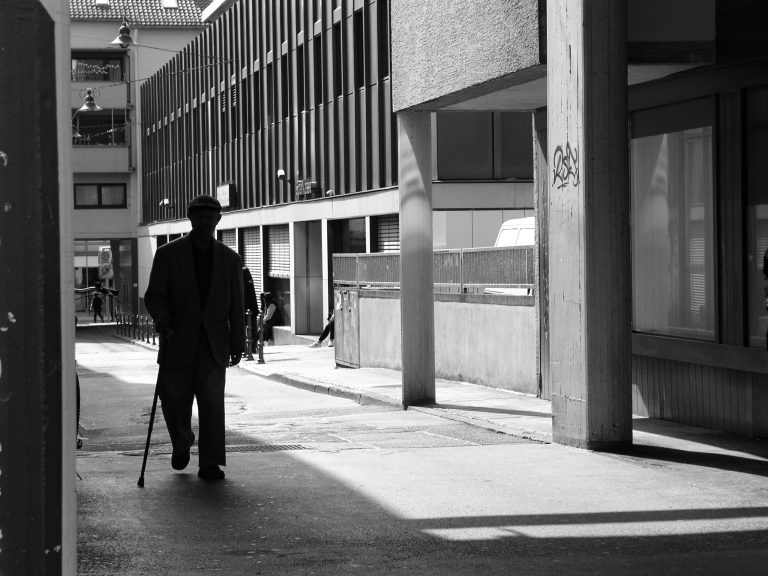 Street photo in Darmstadt, Germany by Claudius Bock