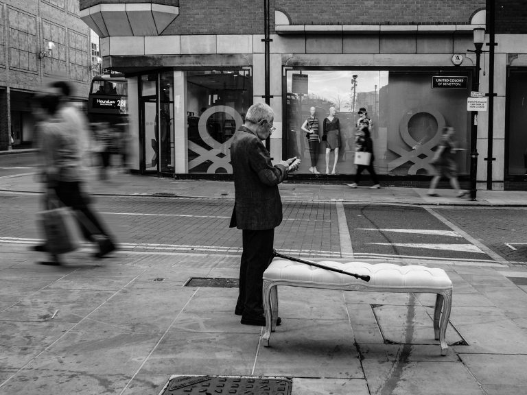 Street photo in Kingston upon Thames, United Kingdom by Gianluca Cerniglia