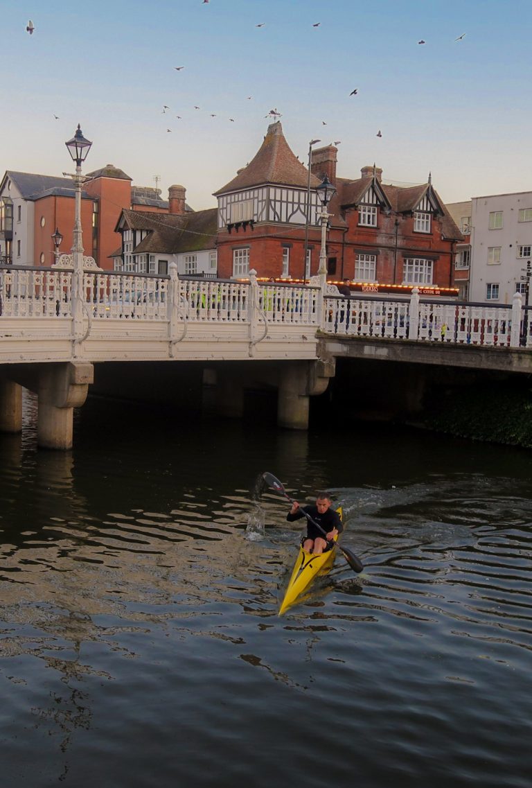 Street photo in Tonbridge, United Kingdom by Ben Cooke