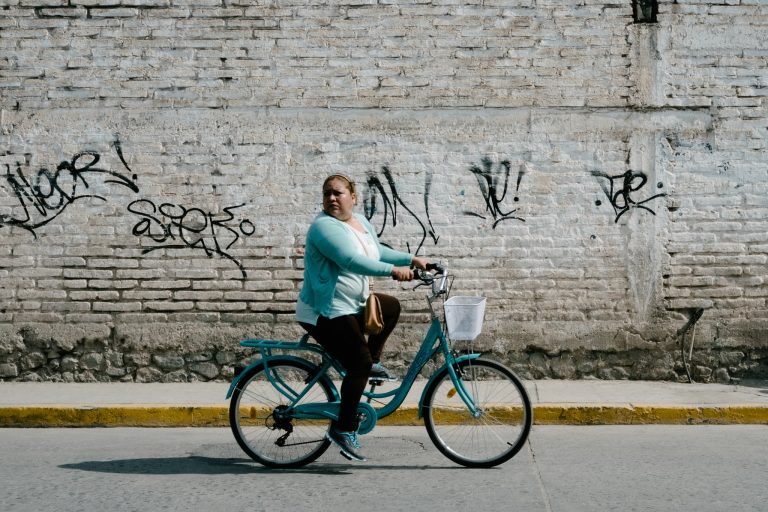 Street photo in San Miguel Octopan, Mexico by Héctor Muñoz