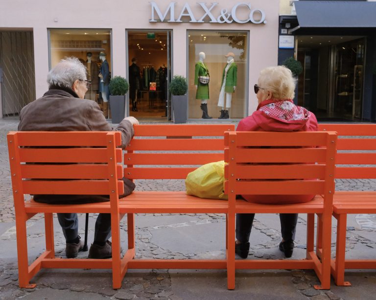 Street photo in Brixen, Italy by Tim Schardt
