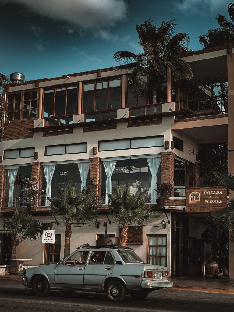 Street photo in La Paz, Mexico by Juan Carlos Castro Osuna