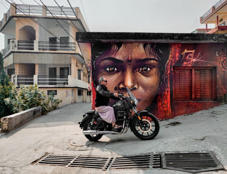 Street photo in Rishikesh, India by Sarthak Bhatia