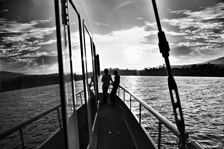 Street photo in Santa Barbara, United States by Todd Crawford