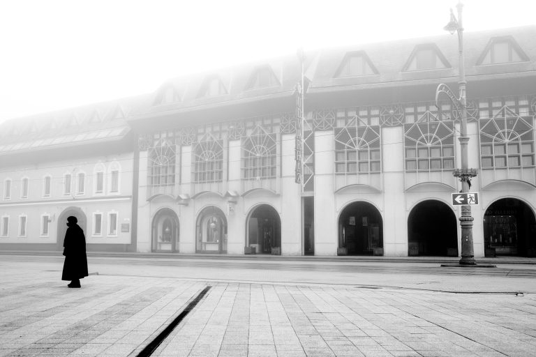 Photo by Levente Vigh