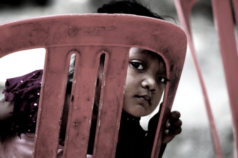 Street photo in Krong Siem Reap, Cambodia by Adam Lucas