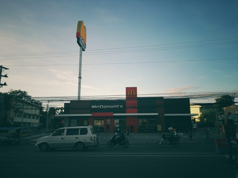 Street photo in Lipa, Philippines by Genesis Capuloy