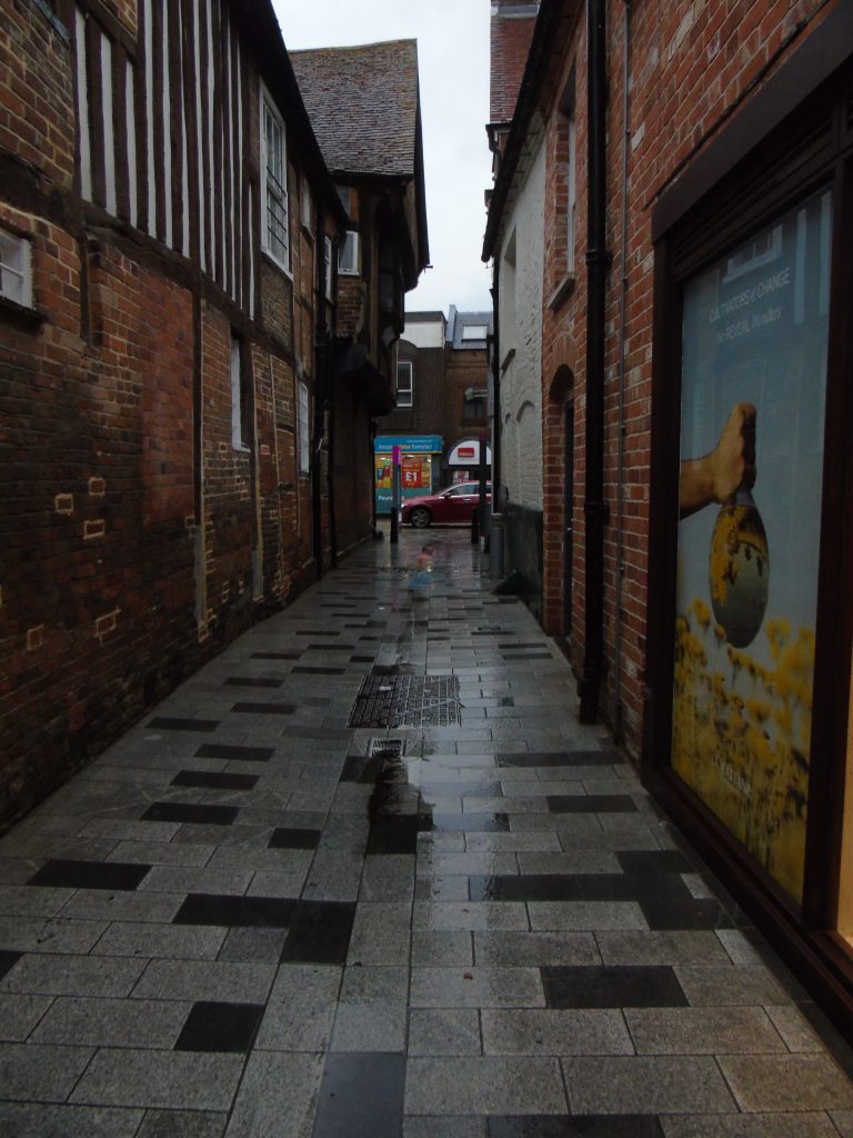 Street photo in Newbury, United Kingdom by dekku bow Photos