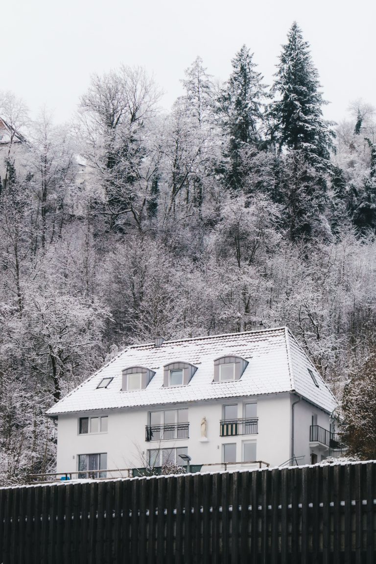 Street photo in Passau, Germany by Samuel Heinrich