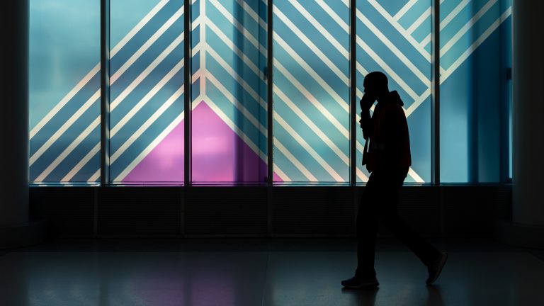 Street photo in Charlotte, United States by Nicholas Smith