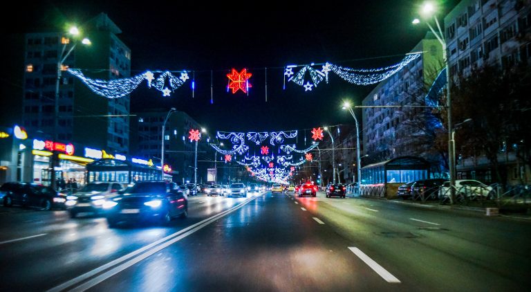 Street photo in Popesti-Leordeni, Romania by Andrei Cartiu