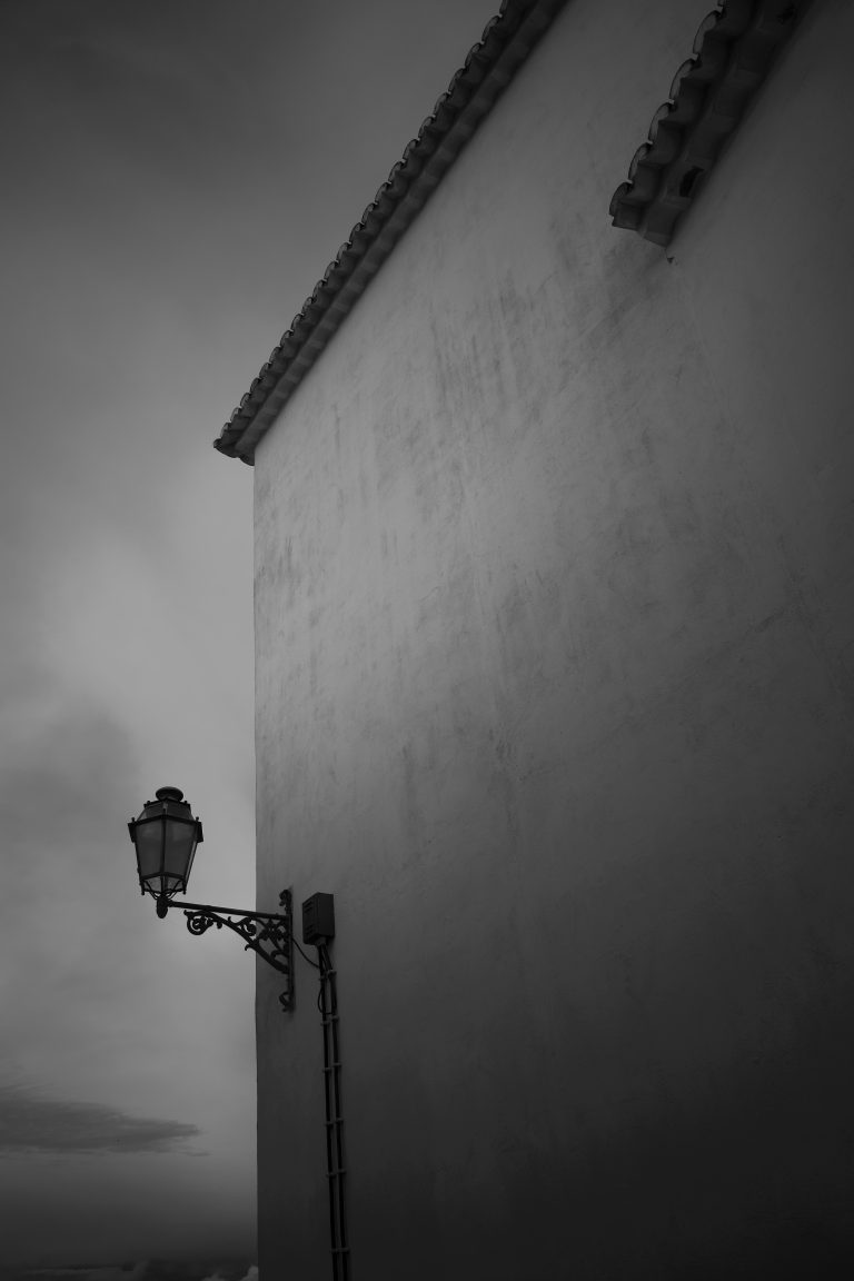 Street photo in Lagos, Portugal by Simon Clarke