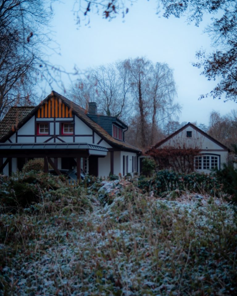 Street photo in Marl, Germany by Jan Schemberg