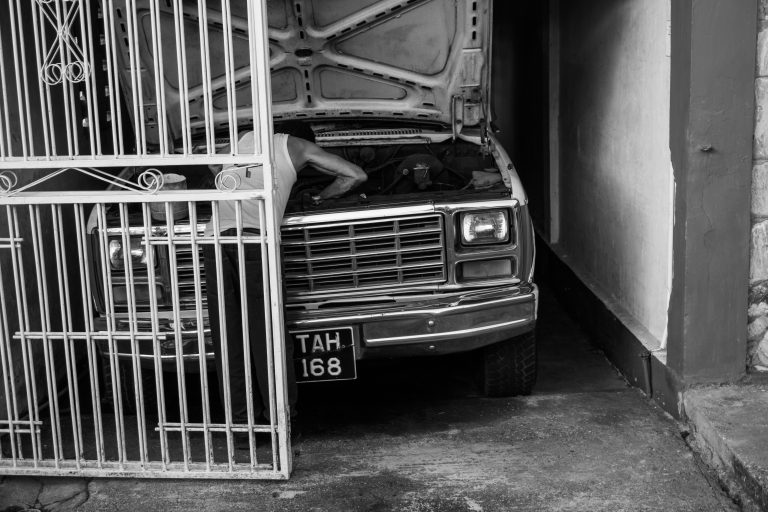 Street photo in Trinidad and Tobago by Camron Gloudon