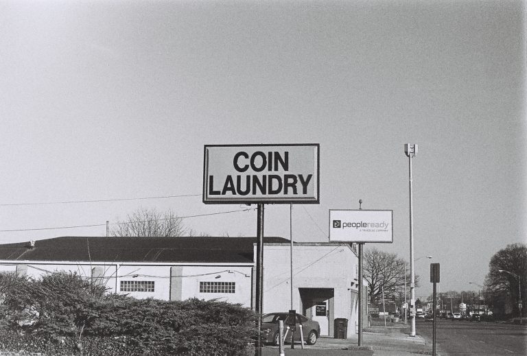 Street photo in Columbus, United States by Raphael Jackson