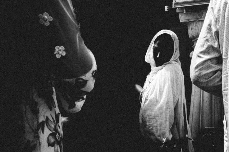 Street photo in Amritsar, India by Himanshu Soni