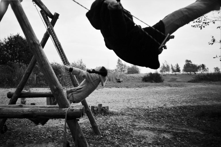 Street photo in Ahrenshoop, Germany by Alexander Philipps