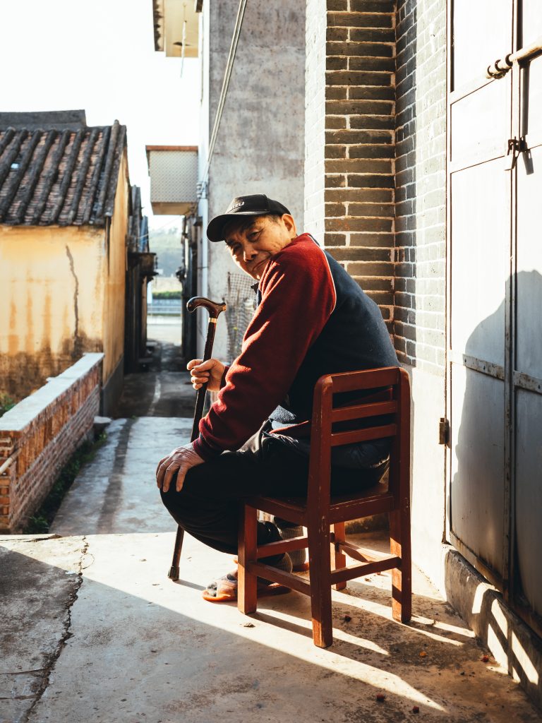 Street photo in Kaiping, China by Andrew Szeto