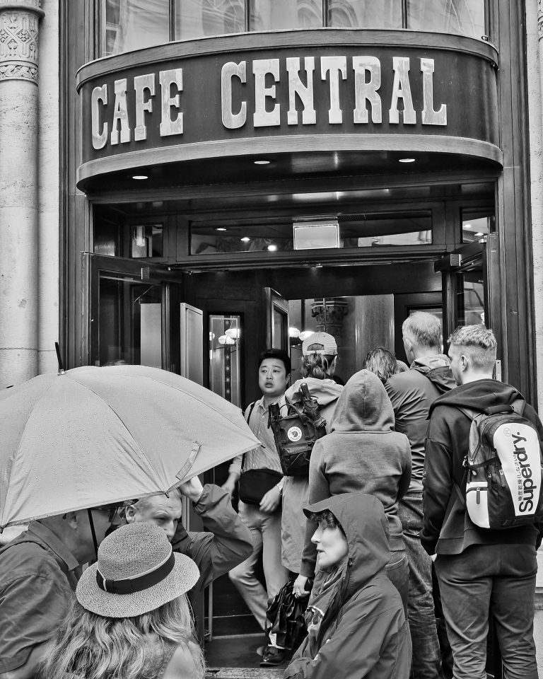 Street photo in Vienna, Austria by Phil Ong