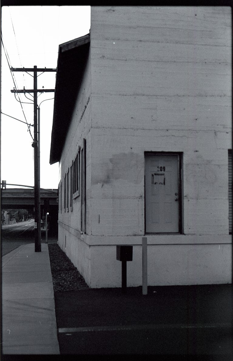 Street photo in Riverside, United States by Izaiah Navarro