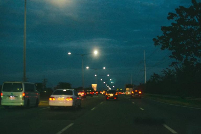 Street photo in Valenzuela, Philippines by Rafael Yap