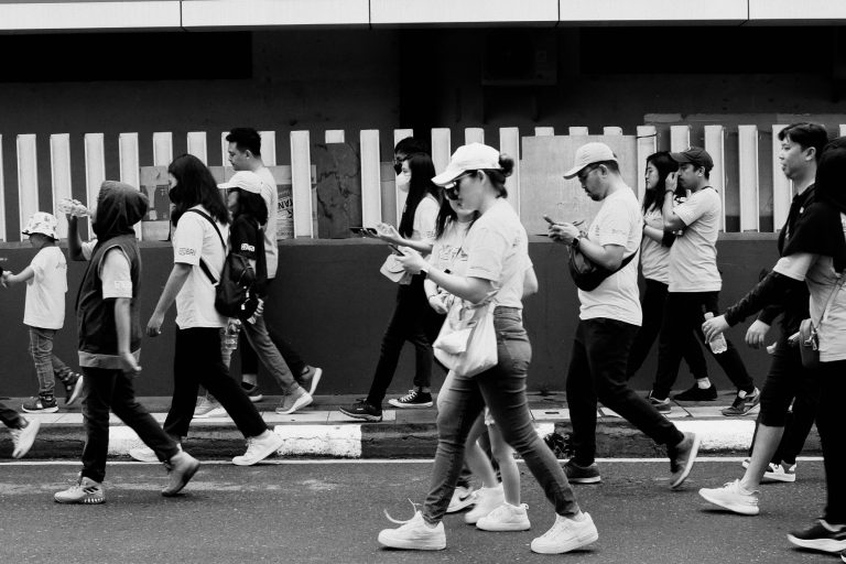 Street photo in Jayapura, Indonesia by Windu R.