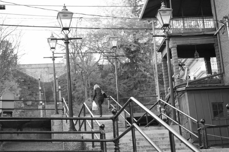 Street photo in Galena, United States by David Sheppard