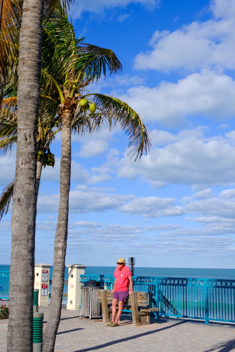 Street photo in Vero Beach, United States by Adam Patterson