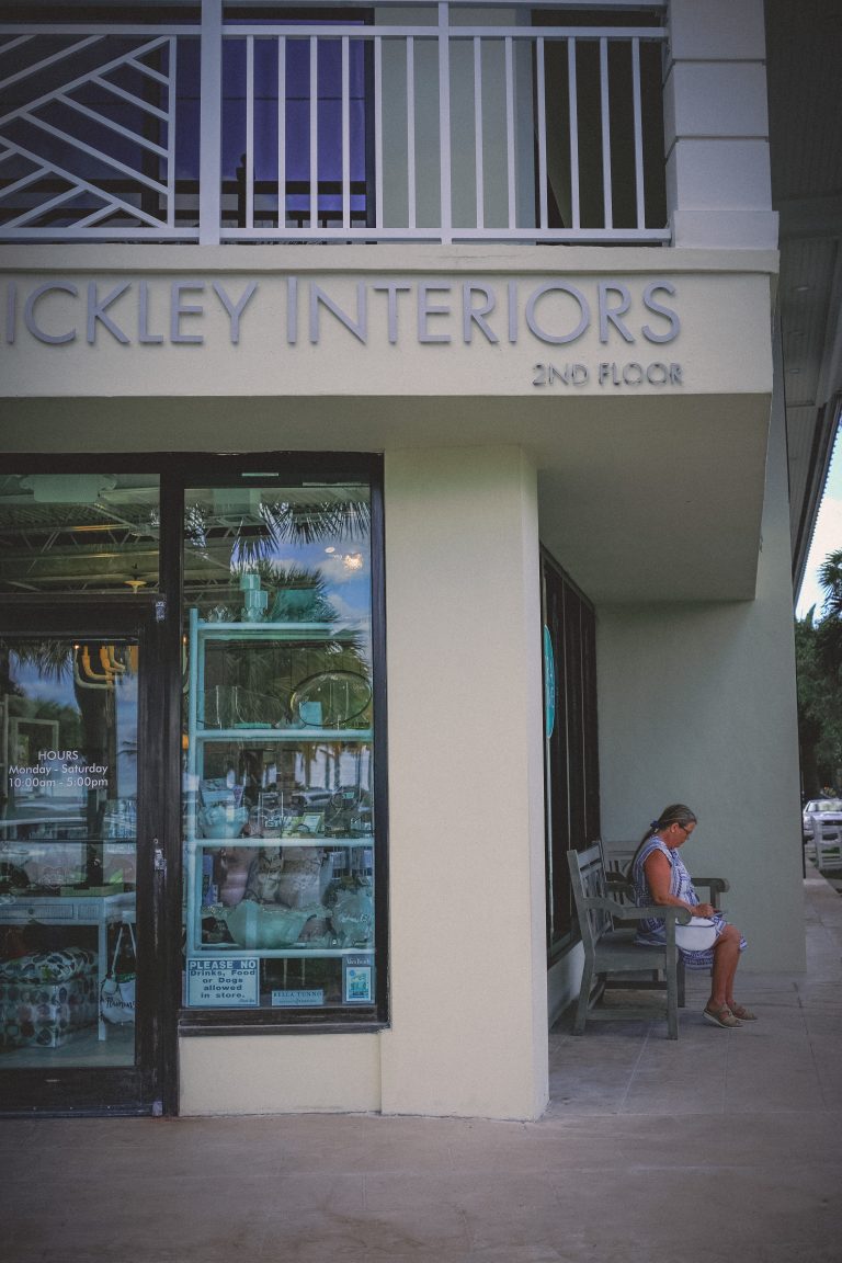 Street photo in Vero Beach, United States by Adam Patterson
