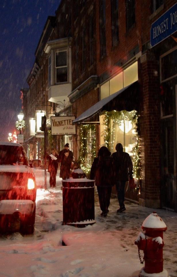 Street photo in Galena, United States by David Sheppard