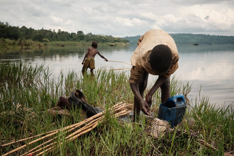 Street photo in Kirundo, Burundi by Martin Philipps