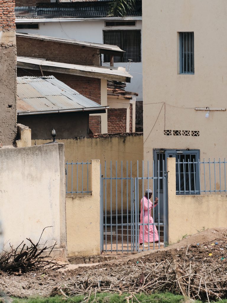 Street photo in Bujumbura, Burundi by Martin Philipps