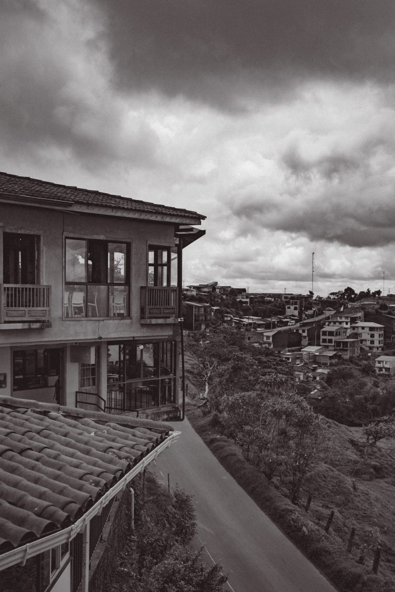 Street photo in Filandia, Colombia by Gianluca Rospigliosi