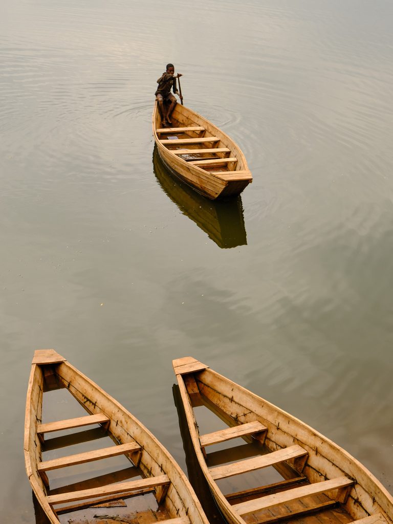 Street photo in Kirundo, Burundi by Martin Philipps