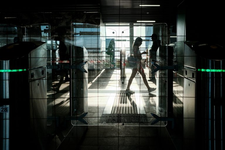 Street photo in Nakhabino, Russia by Dmitry Kostin