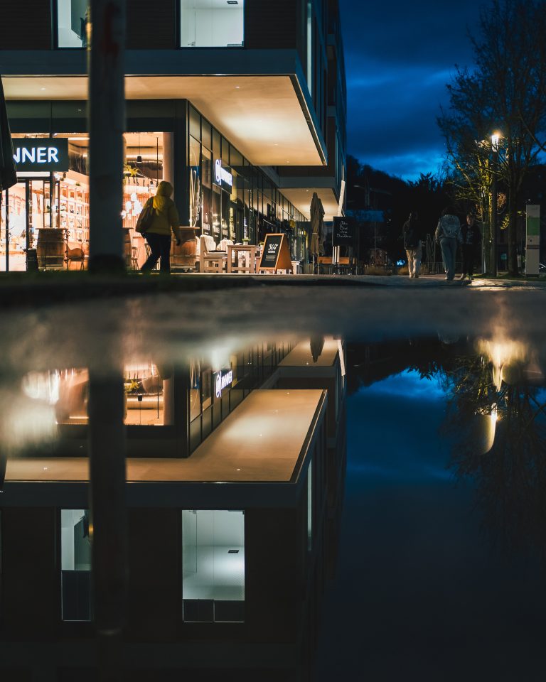Street photo in Herrenberg, Germany by Linus Benkner